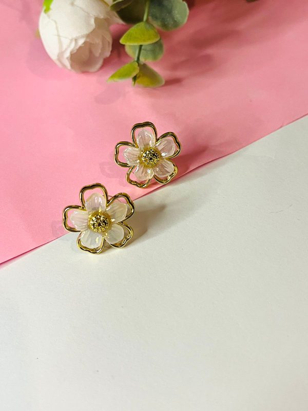 Vintage floral Earrings - Image 2