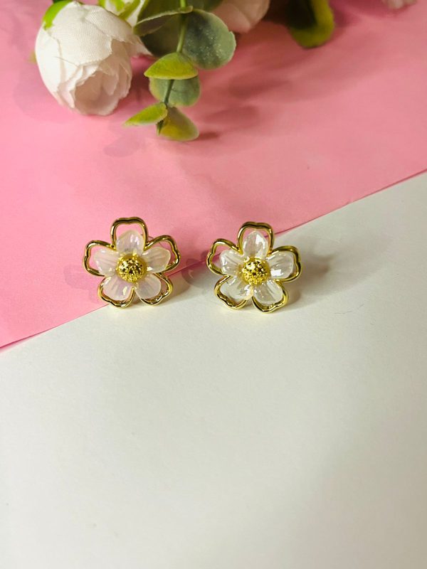 Vintage floral Earrings - Image 3