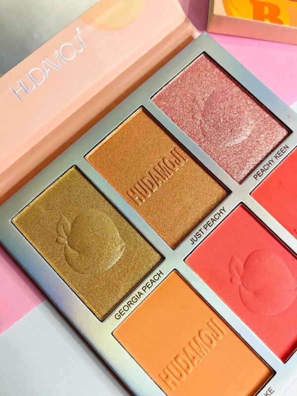 HUDAMOJI Blush & Highlighter Palette - Image 4